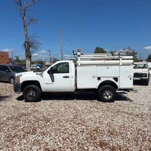CHEVROLET SILVERADO 3500HD WORK TRUCK - 3