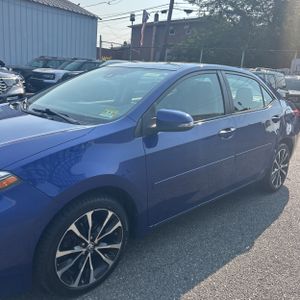 2017 Toyota COROLLA SE 照片 2