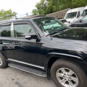 2010 Toyota 4RUNNER SR5 — миниатюра 13
