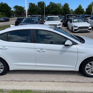 صورة مصغرة 11 لـ 2017 Hyundai ELANTRA SE