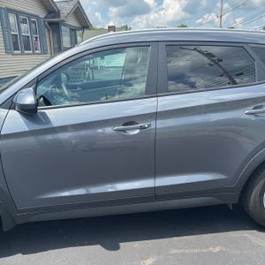 2021 Hyundai TUCSON VALUE — фото 4
