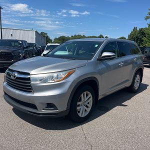 2016 Toyota HIGHLANDER LE — фото 1