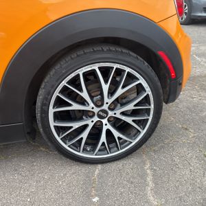 2014 MINI HARDTOP COOPER S — миниатюра 18