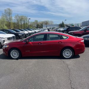 FORD FUSION HYBRID SE - 3
