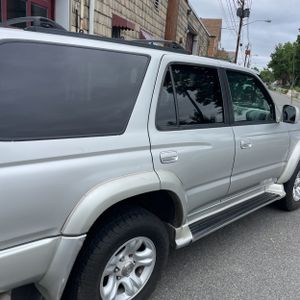 2001 Toyota 4RUNNER SR5 photo 8