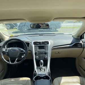 صورة مصغرة 33 لـ 2014 FORD FUSION SE