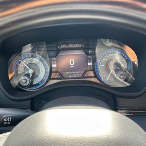 2022 RAM 1500 LIMITED — миниатюра 40