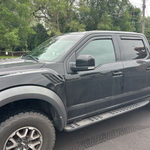 صورة 2 لـ 2017 FORD F-150 RAPTOR