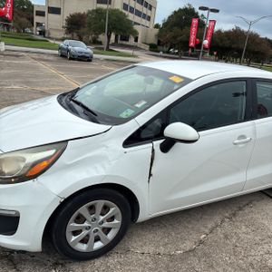 2016 KIA RIO LX — фото 2