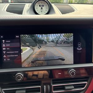 2023 Porsche MACAN GTS — миниатюра 40