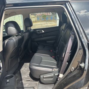 2018 Nissan PATHFINDER SL — миниатюра 34