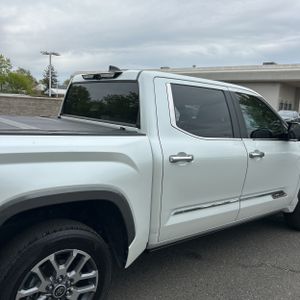 TOYOTA TUNDRA - 9