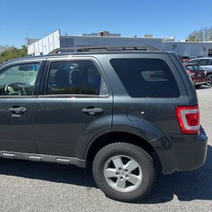 FORD ESCAPE XLT - 6