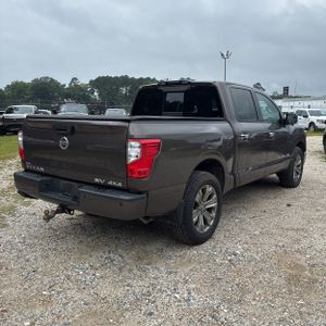 2019 Nissan TITAN SV — фото 8