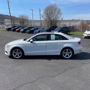 AUDI A3 2.0T PREMIUM - 3