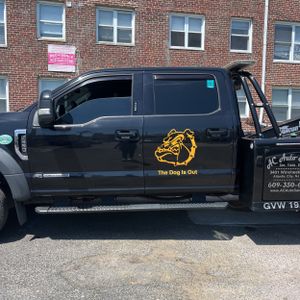 FORD F-550 CHASSIS LARIAT - 4