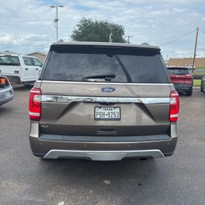 FORD EXPEDITION XLT - 7