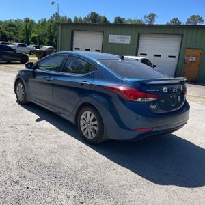 HYUNDAI ELANTRA SE - 5