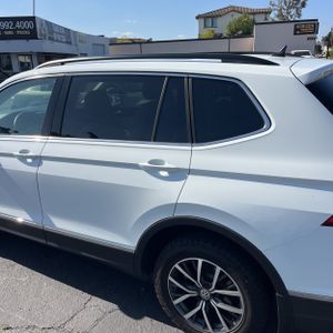 VOLKSWAGEN TIGUAN SE - 6