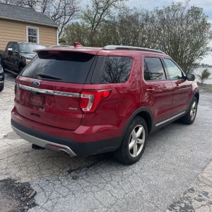 FORD EXPLORER XLT - 8