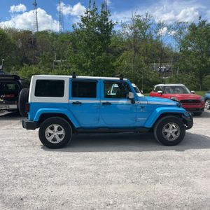 JEEP WRANGLER UNLIMITED CHIEF EDITION - 10