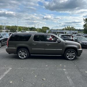 2013 Cadillac ESCALADE ESV LUXURY — фото 10