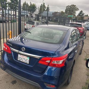 NISSAN SENTRA S - 8