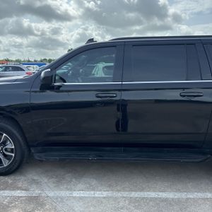 CHEVROLET SUBURBAN LT - 4