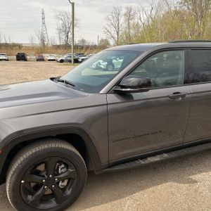 JEEP GRAND CHEROKEE L - 2