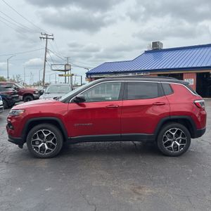 JEEP COMPASS LIMITED 4X4 - 3