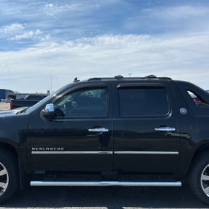 CHEVROLET AVALANCHE LTZ BLACK DIAMOND - 4
