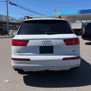 AUDI Q7 3.0T PREMIUM - 7