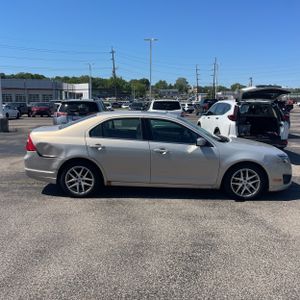 FORD FUSION SEL - 10