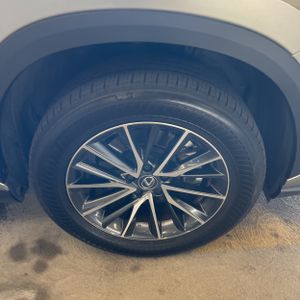 صورة مصغرة 20 لـ 2024 Lexus NX 350 BASE