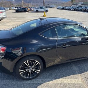 SUBARU BRZ PREMIUM - 9