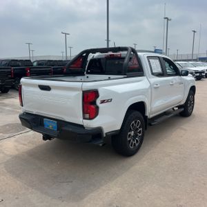 CHEVROLET COLORADO - 8