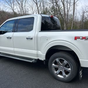 FORD F-150 LARIAT - 6