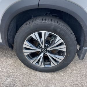 2023 Nissan ROGUE SV — миниатюра 18