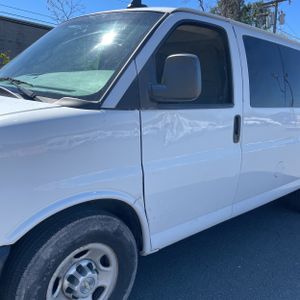 CHEVROLET EXPRESS LS 2500 - 2