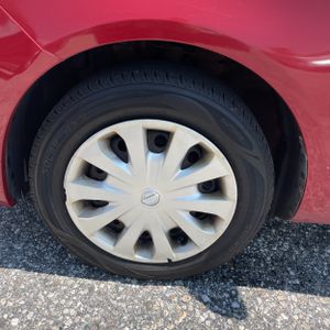 2015 Nissan VERSA S — миниатюра 17