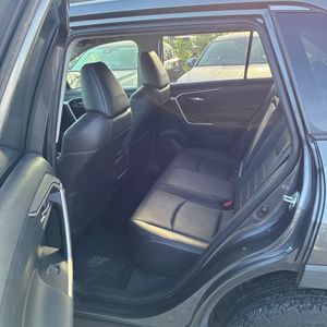 2019 Toyota RAV4 XLE PREMIUM 照片 32