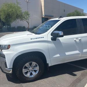 صورة 2 لـ 2021 Chevrolet SILVERADO 1500 LT