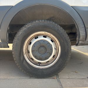 صورة مصغرة 17 لـ 2019 FORD TRANSIT 250