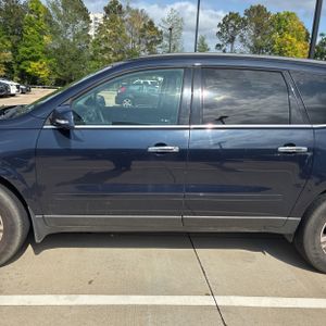 CHEVROLET TRAVERSE LT - 4