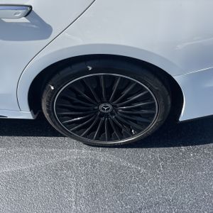 صورة مصغرة 18 لـ 2024 Mercedes-BENZ E 350