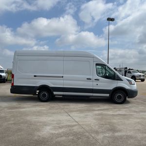 FORD TRANSIT 250 - 10