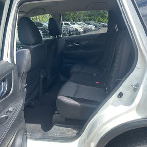 2017 Nissan ROGUE SV — миниатюра 34