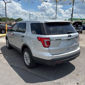 FORD EXPLORER BASE - 5