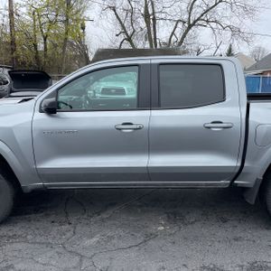 CHEVROLET COLORADO LT - 4