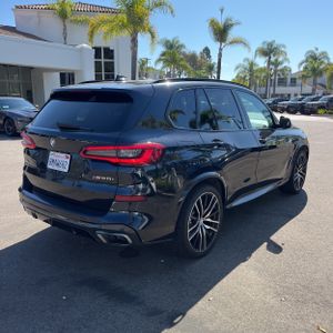 صورة 8 لـ 2020 BMW X5 M50I